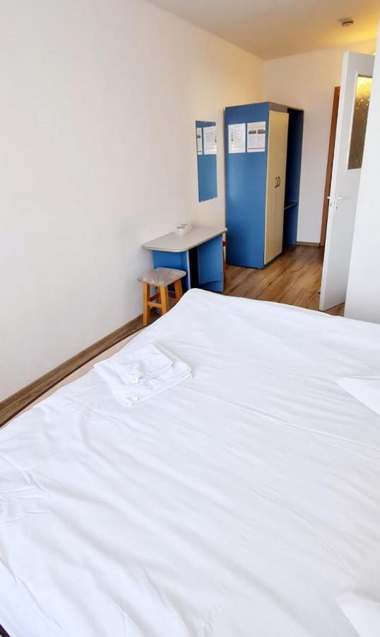 ياش Hotel Victoria المظهر الخارجي الصورة